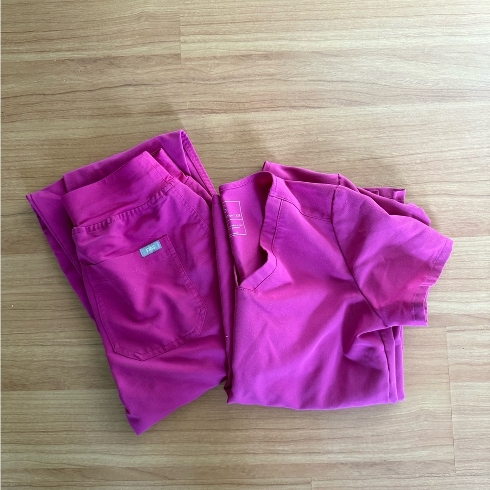 Figs Scrub Set - Magenta